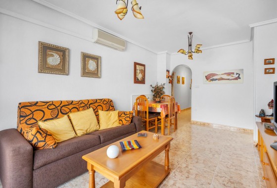 Resale - Apartment / flat - Torrevieja - Estacion de autobuses