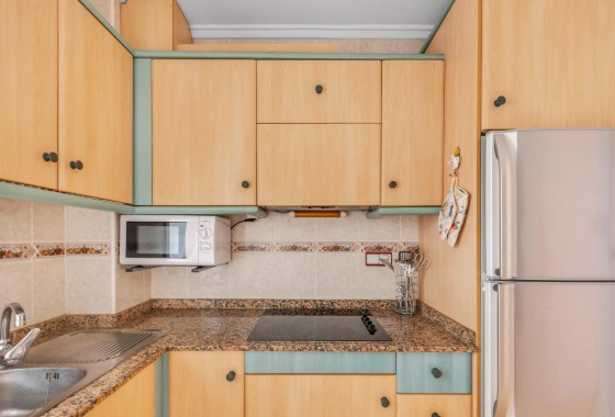 Resale - Apartment / flat - Torrevieja - Estacion de autobuses