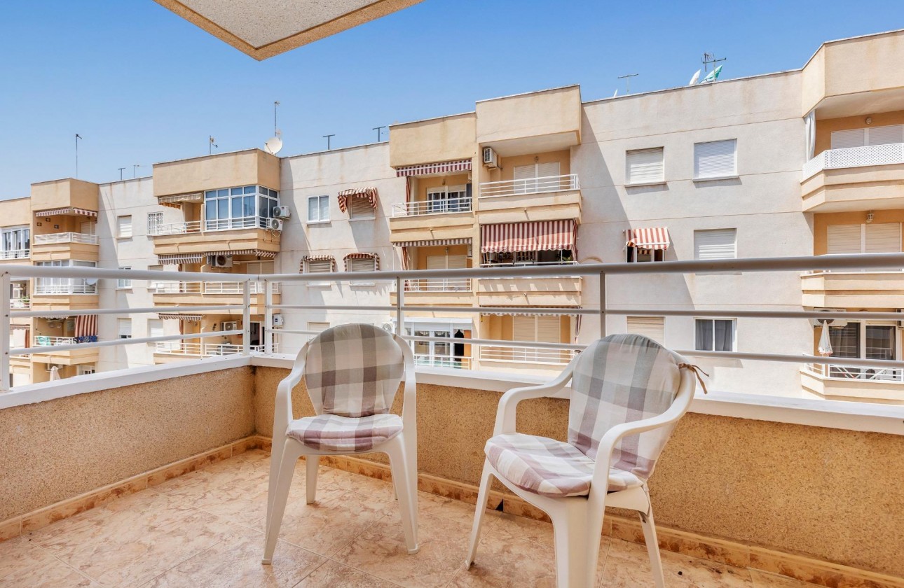 Resale - Apartment / flat - Torrevieja - Estacion de autobuses