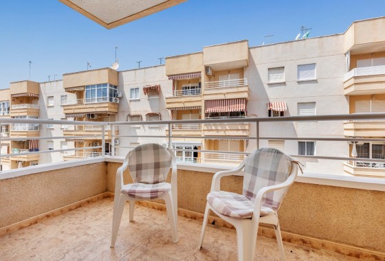 Resale - Apartment / flat - Torrevieja - Estacion de autobuses