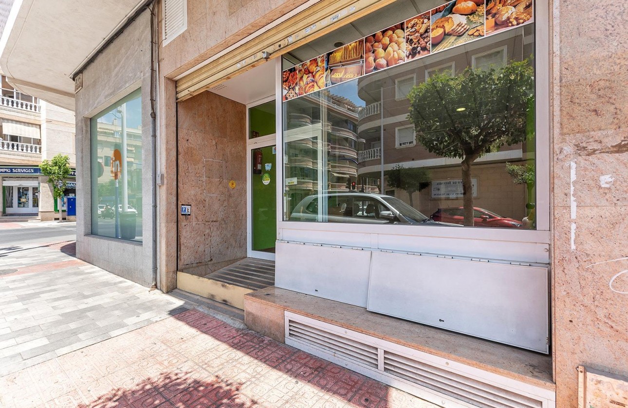 Revente - Commercial - Torrevieja - Centro
