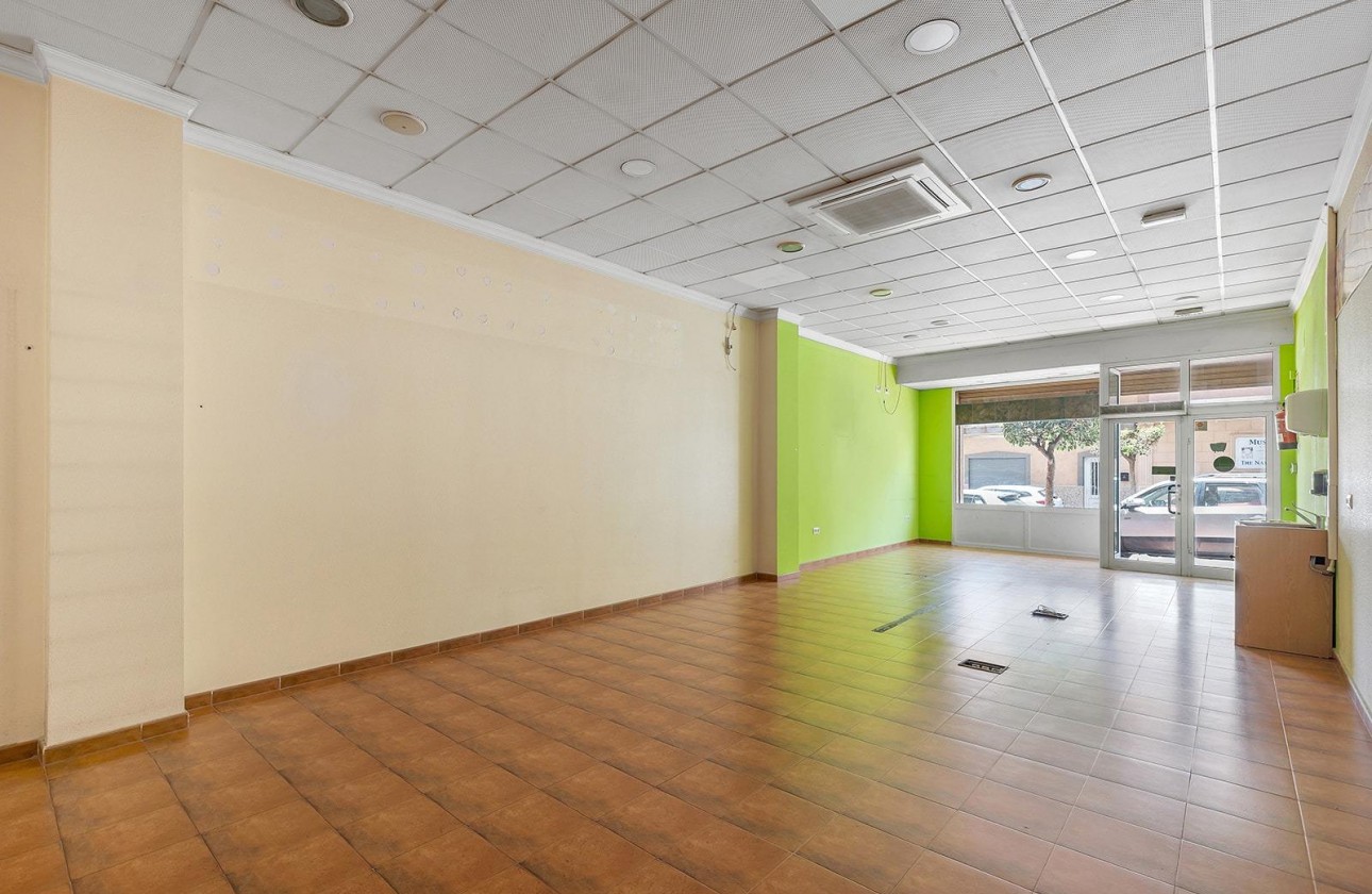 Revente - Commercial - Torrevieja - Centro