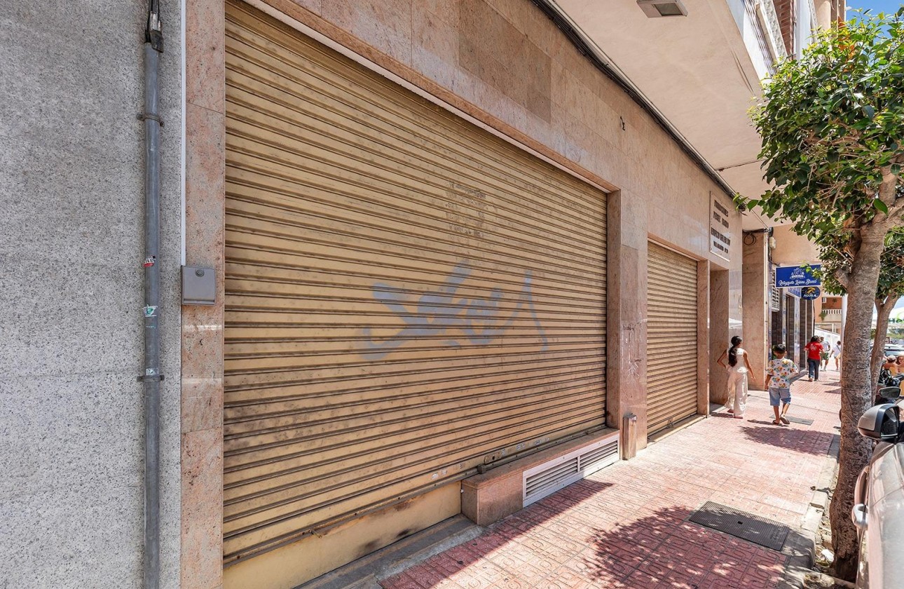 Revente - Commercial - Torrevieja - Centro