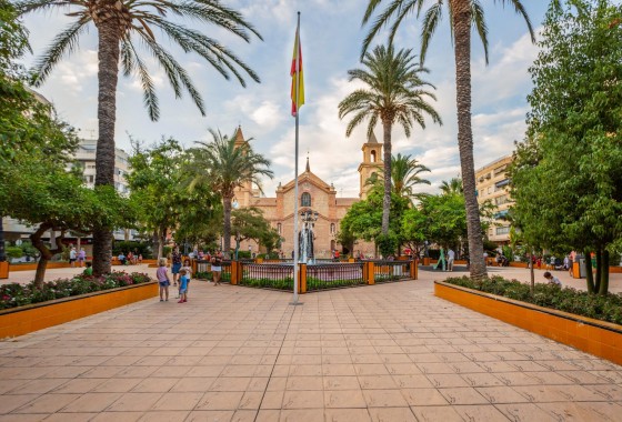 Revente - Commercial - Torrevieja - Centro