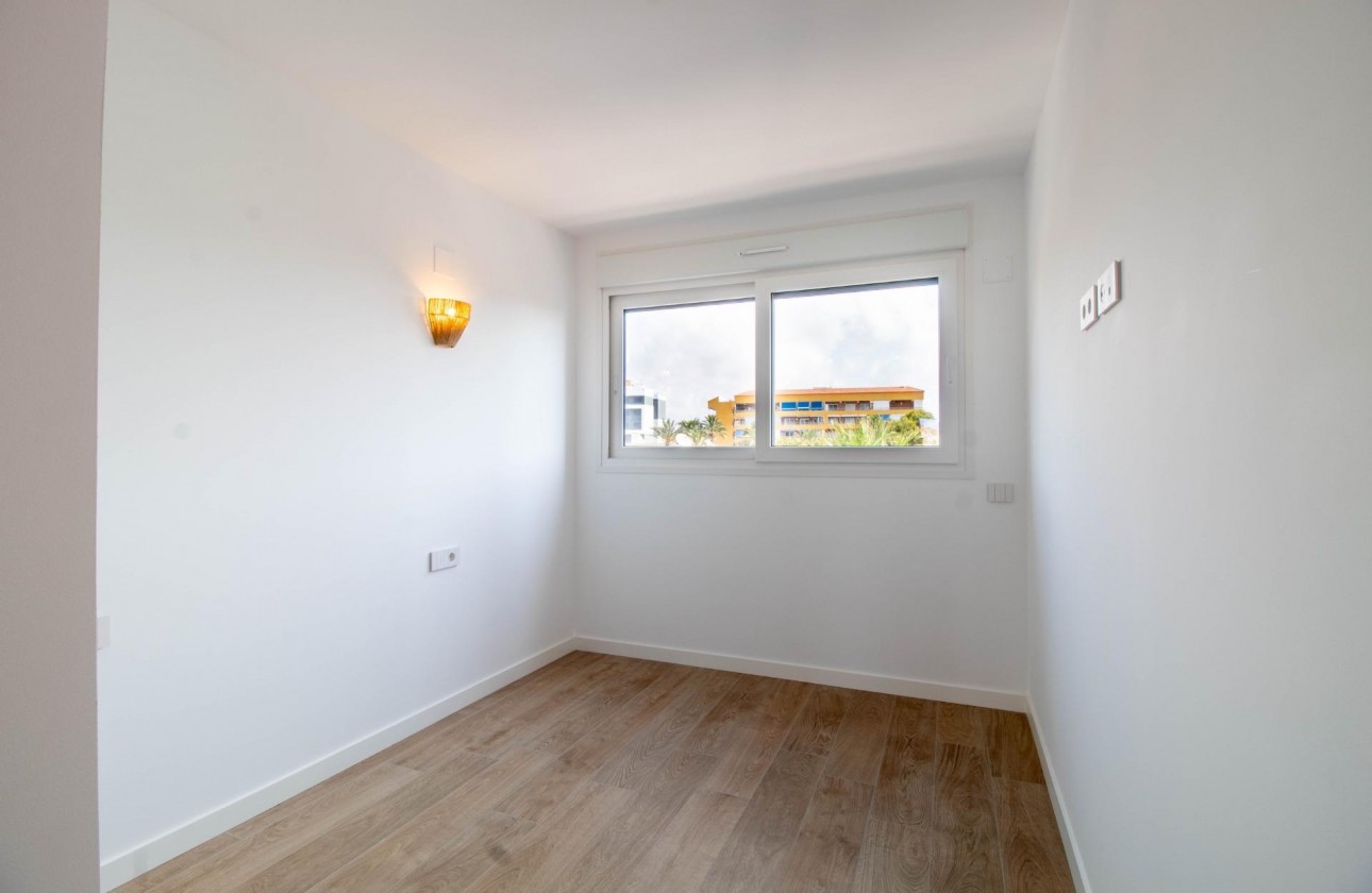 Revente - Appartement - Torrevieja - Punta prima