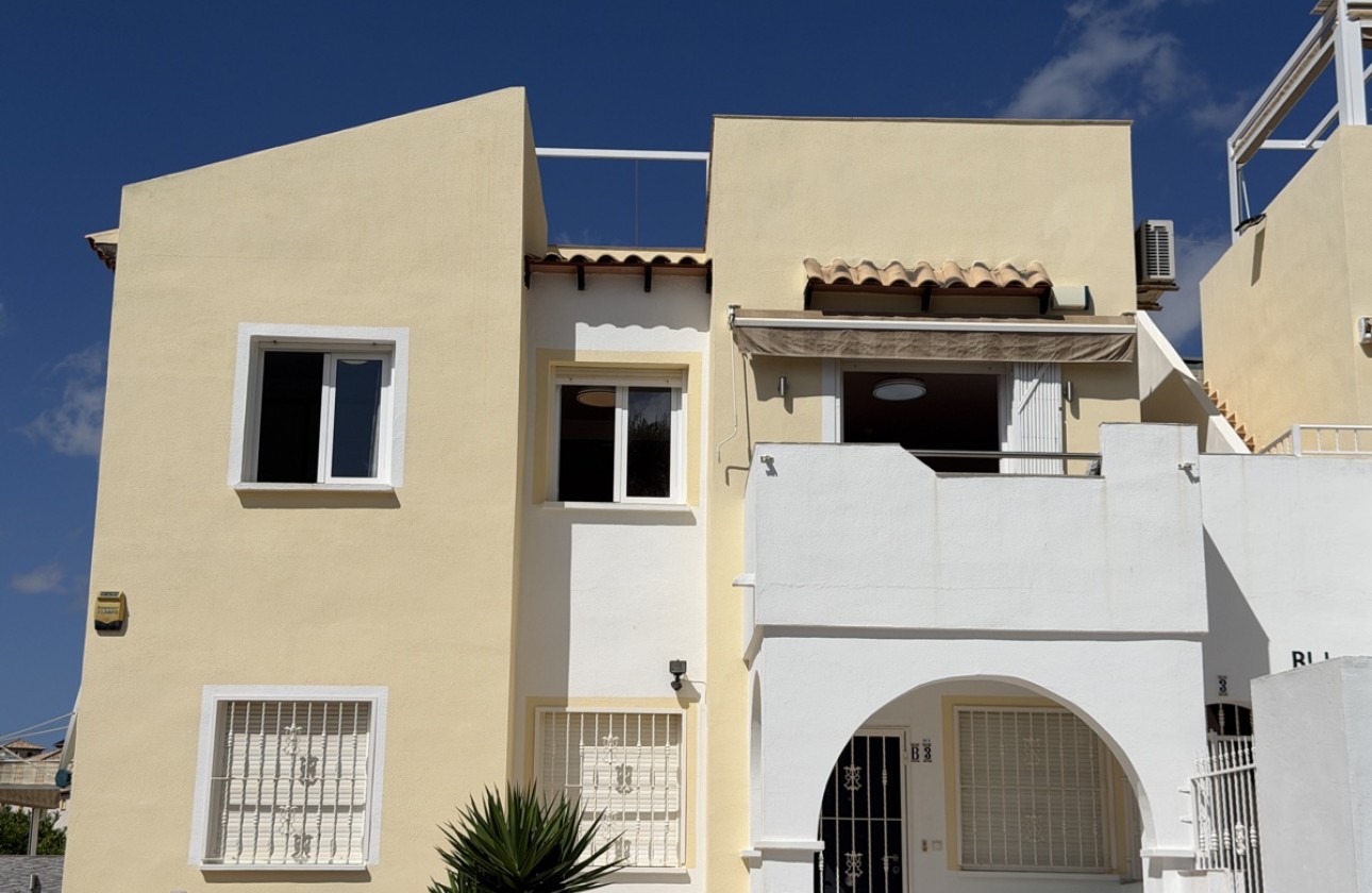 Resale - Apartment / flat - Villamartin