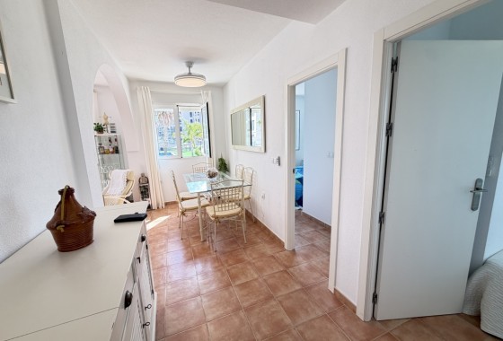 Resale - Apartment / flat - Villamartin