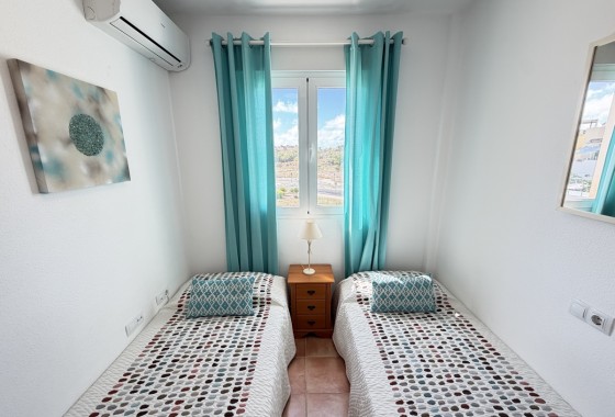 Resale - Apartment / flat - Villamartin