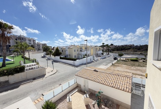 Resale - Apartment / flat - Villamartin