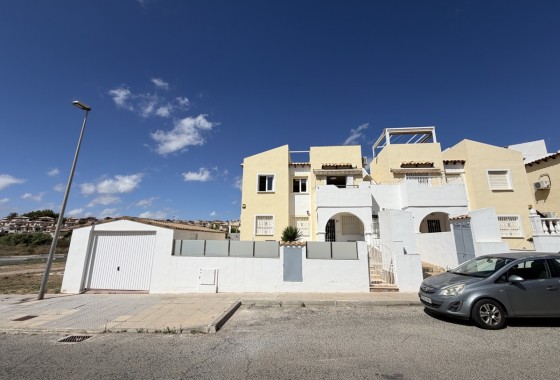 Resale - Apartment / flat - Villamartin