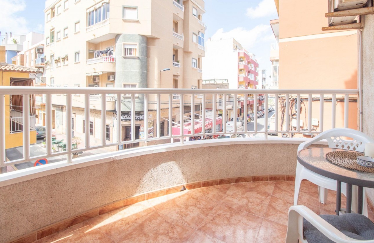 Revente - Appartement - Torrevieja - Centro