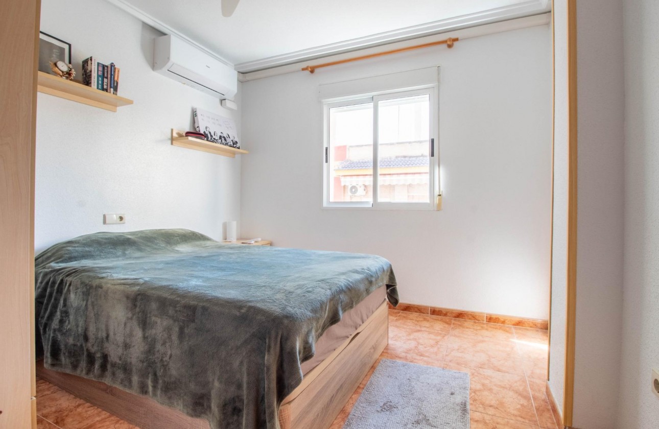 Revente - Appartement - Torrevieja - Centro