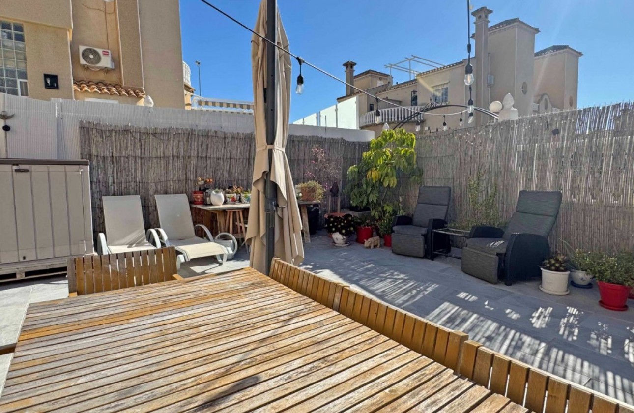 Reventa - Chalet - Orihuela Costa - Villamartín