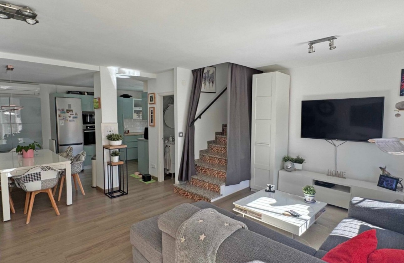 Resale - Villa - Orihuela Costa - Villamartín
