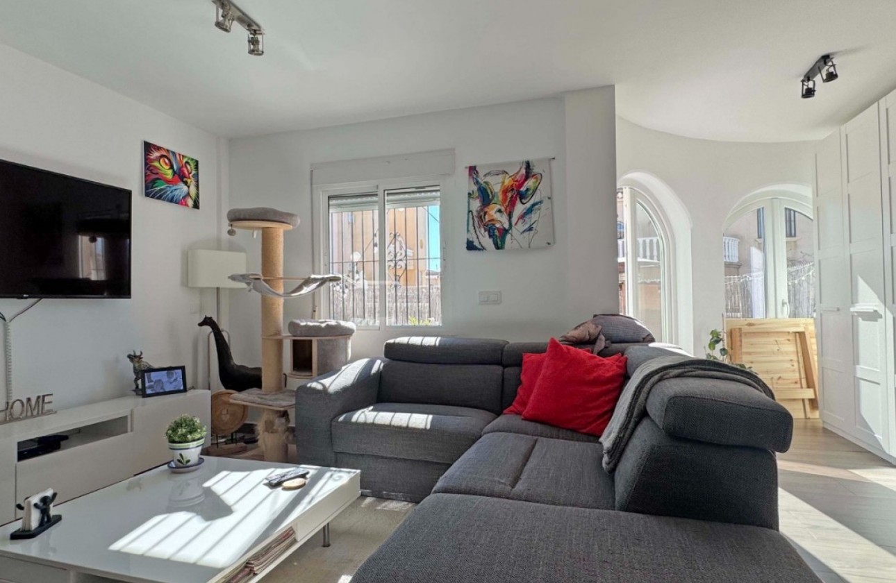 Resale - Villa - Orihuela Costa - Villamartín
