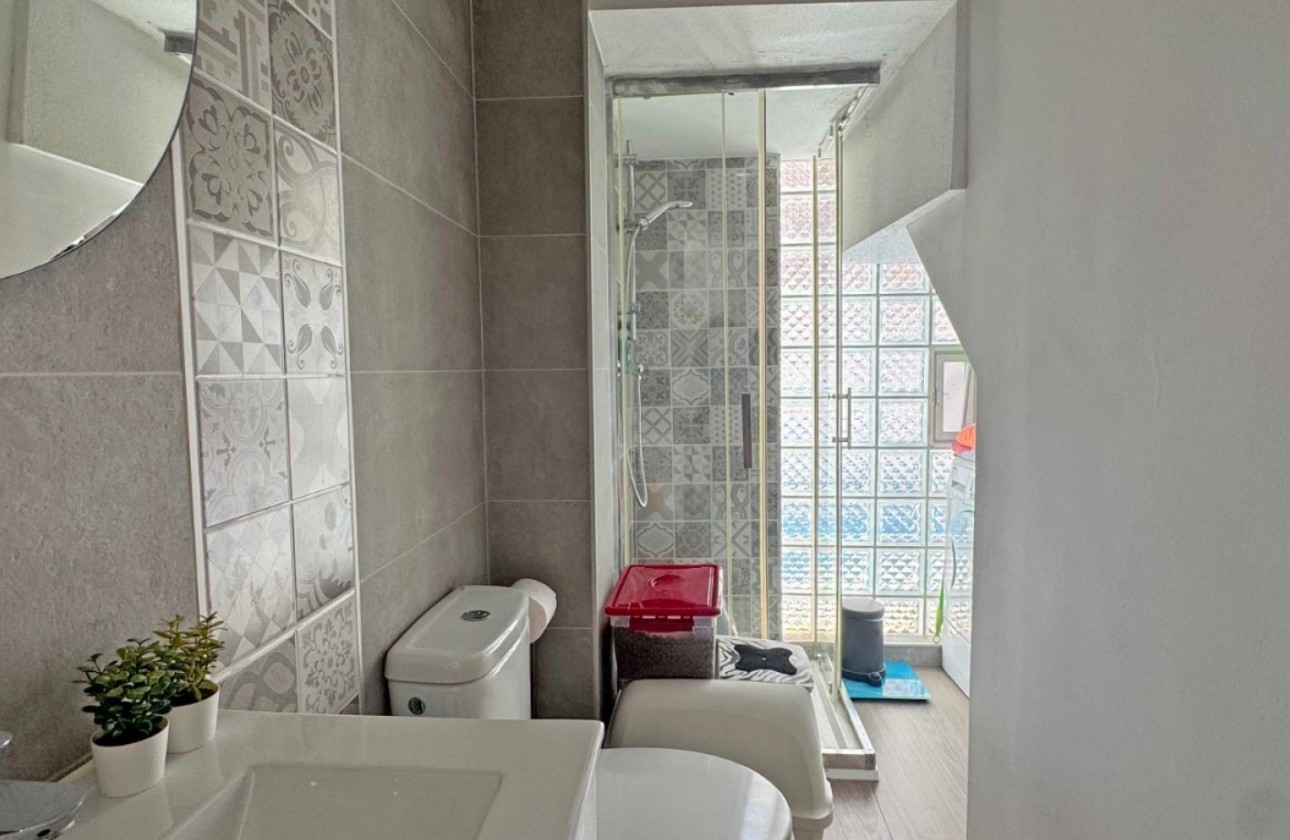 Resale - Villa - Orihuela Costa - Villamartín