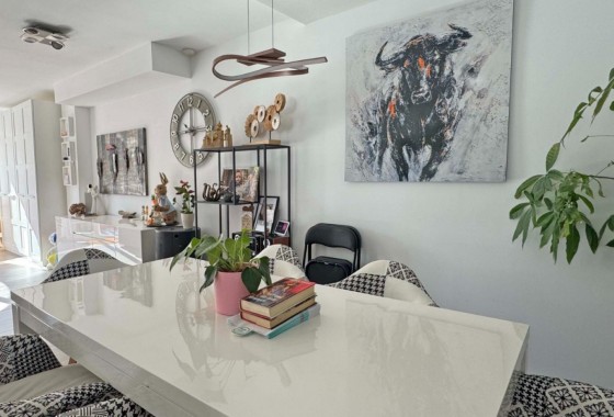 Resale - Villa - Orihuela Costa - Villamartín
