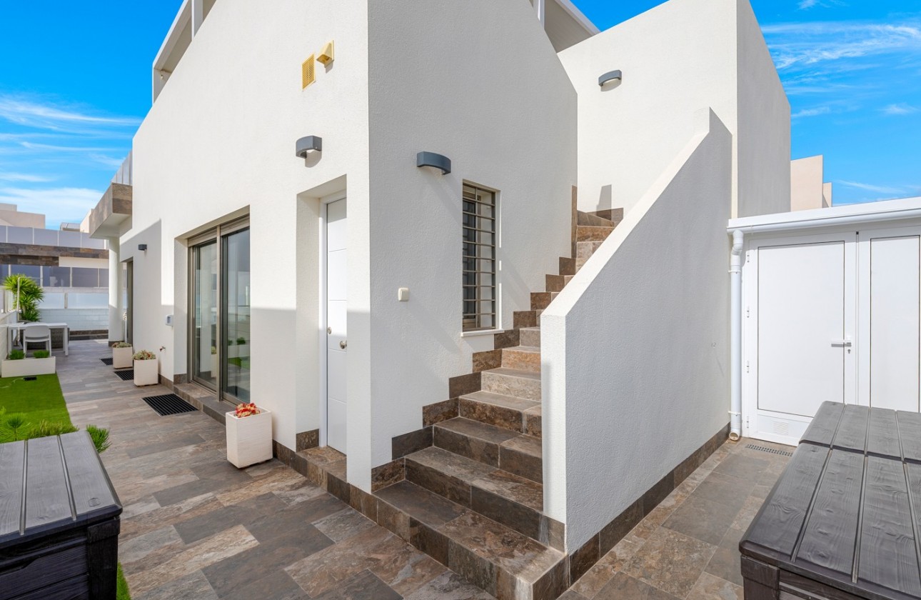 Revente - Villa - Orihuela Costa - Villamartín