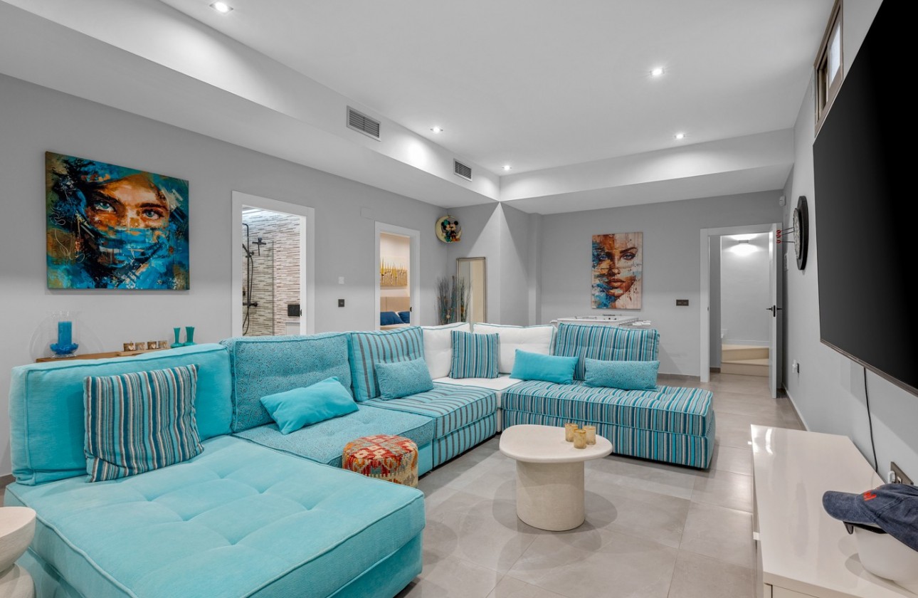 Revente - Villa - Orihuela Costa - Villamartín