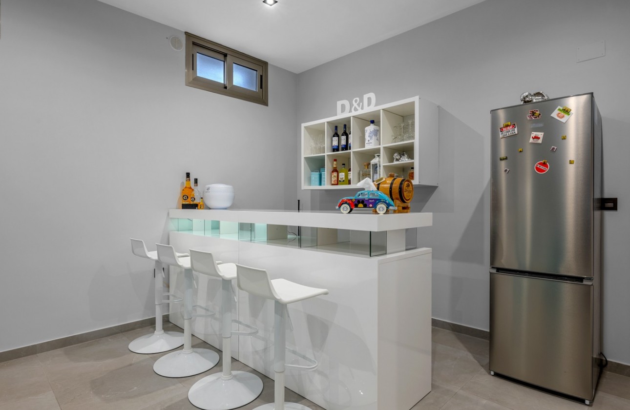 Revente - Villa - Orihuela Costa - Villamartín