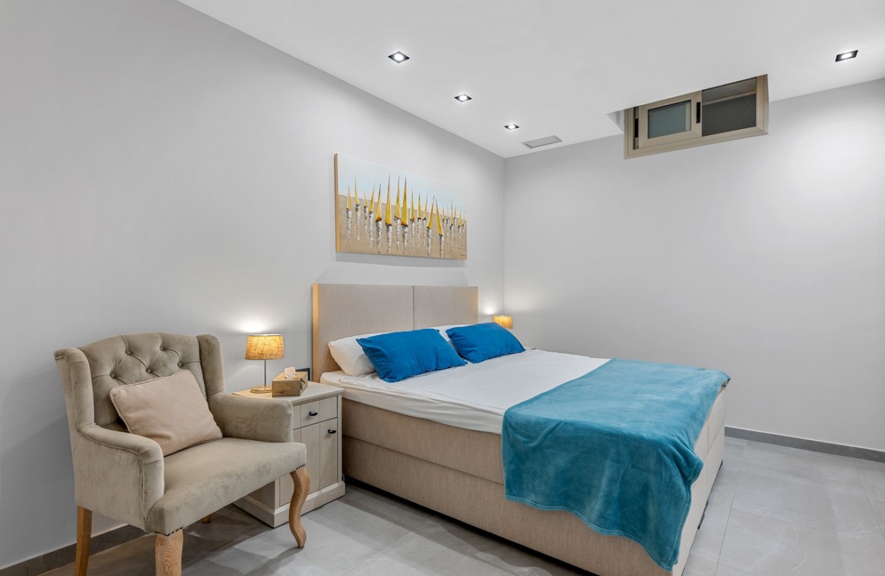 Revente - Villa - Orihuela Costa - Villamartín
