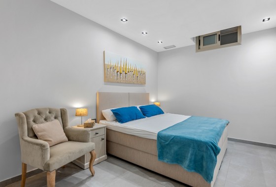 Revente - Villa - Orihuela Costa - Villamartín