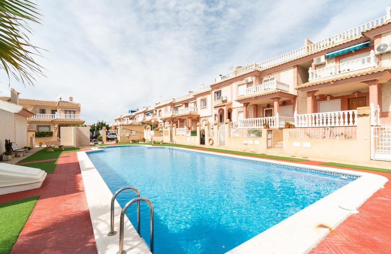Revente - Villa - Orihuela Costa - Punta Prima