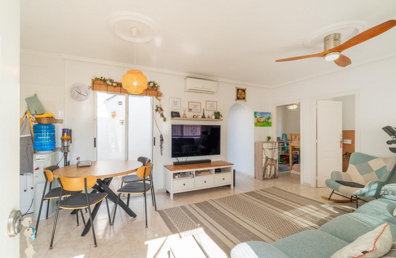 Revente - Villa - Orihuela Costa - Punta Prima