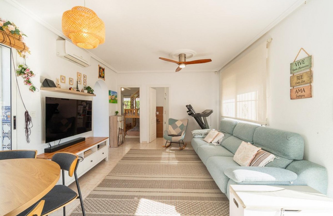 Revente - Villa - Orihuela Costa - Punta Prima