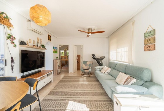 Revente - Villa - Orihuela Costa - Punta Prima