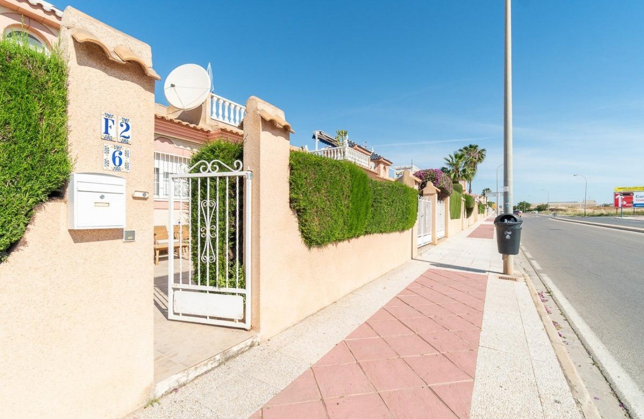 Revente - Villa - Orihuela Costa - Punta Prima