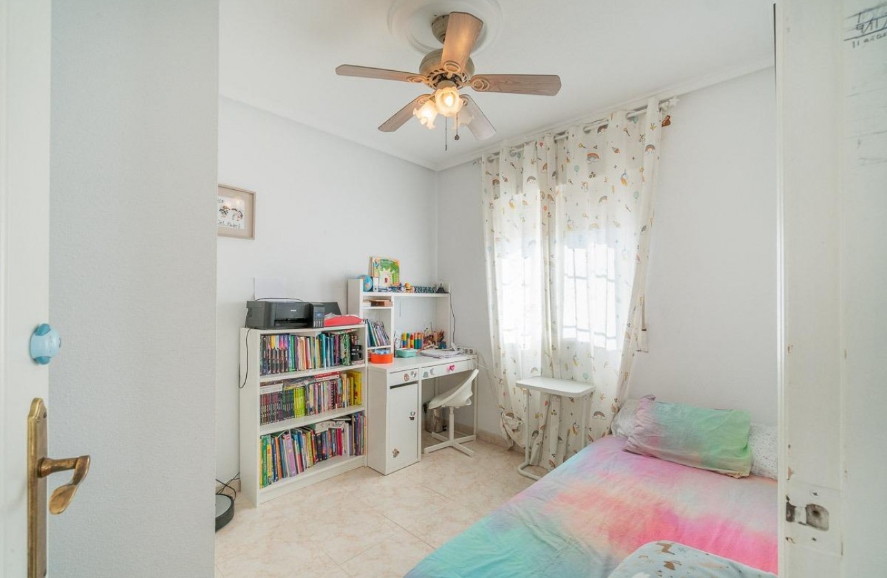 Revente - Villa - Orihuela Costa - Punta Prima