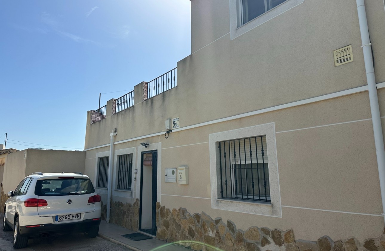 Resale - Villa - Benejúzar