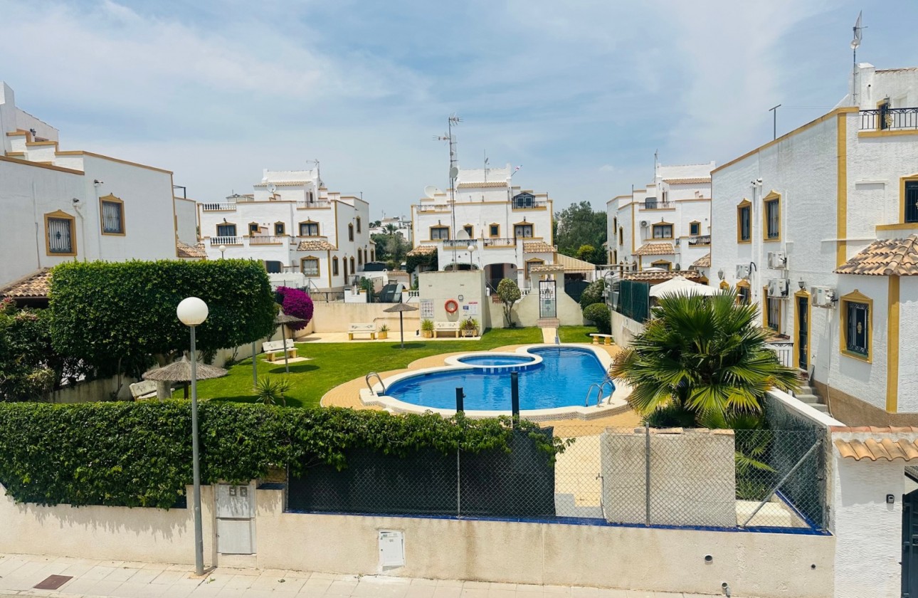 Revente - Villa - Orihuela - Entre Naranjos Vistabella