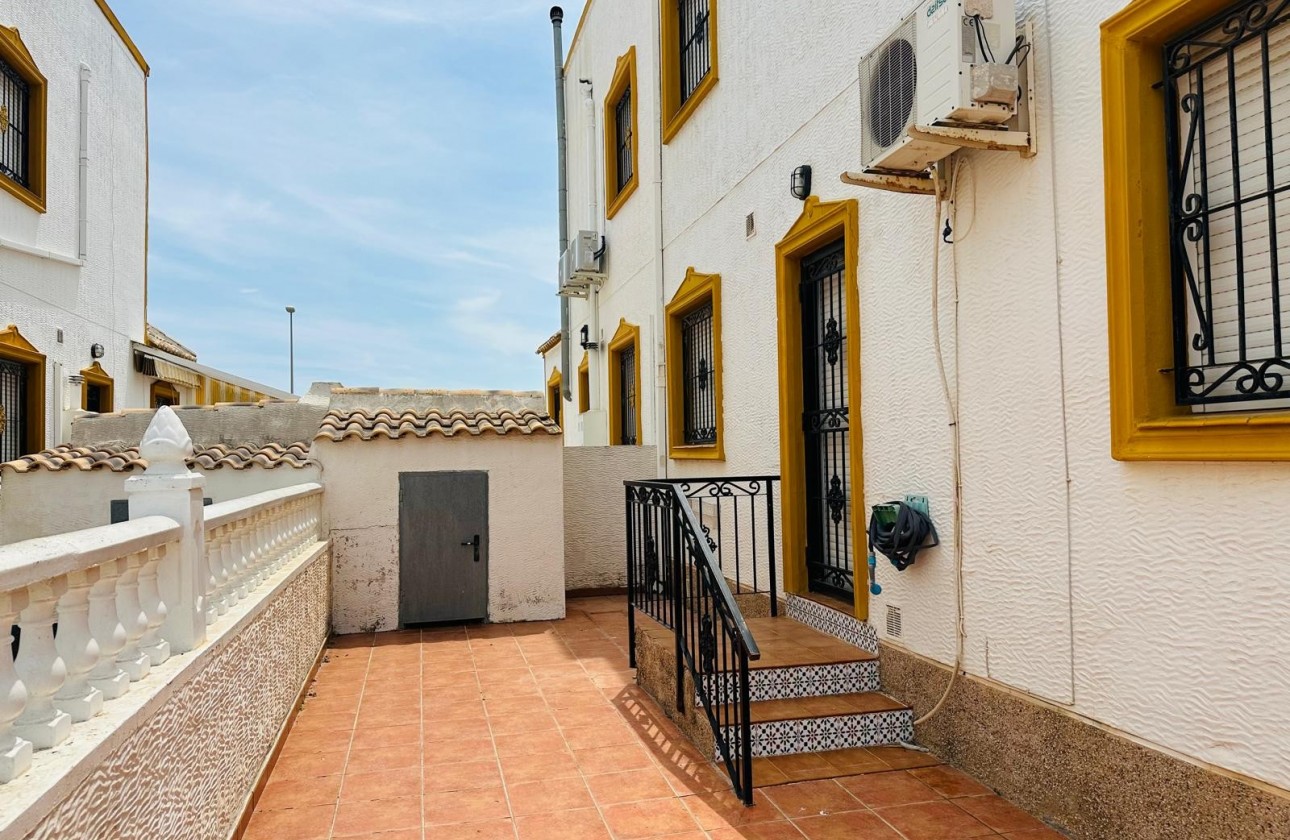 Revente - Villa - Orihuela - Entre Naranjos Vistabella