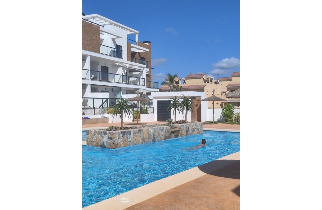 Resale - Apartment / flat - Pilar de la Horadada - El Mojón