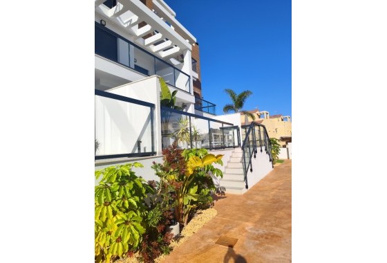 Resale - Apartment / flat - Pilar de la Horadada - El Mojón