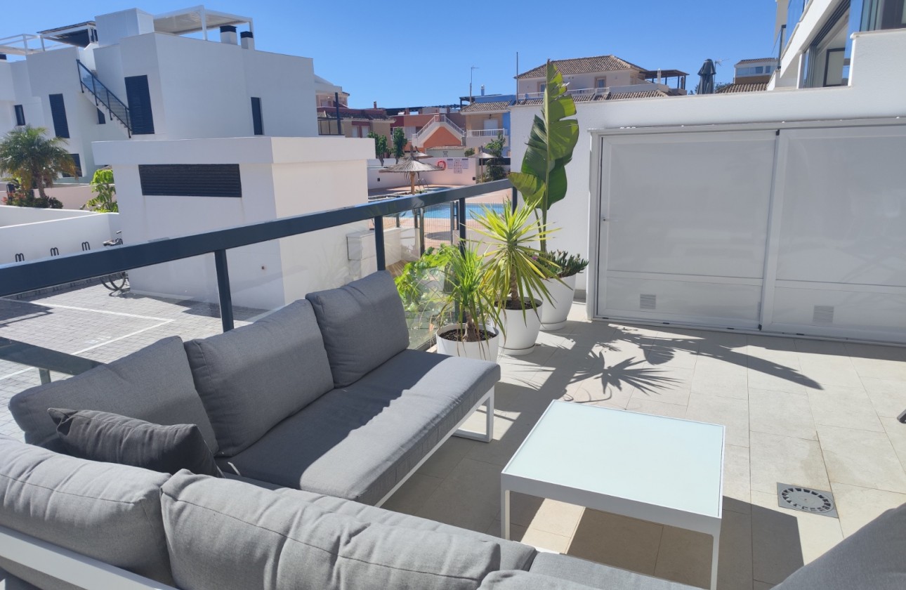 Resale - Apartment / flat - Pilar de la Horadada - El Mojón
