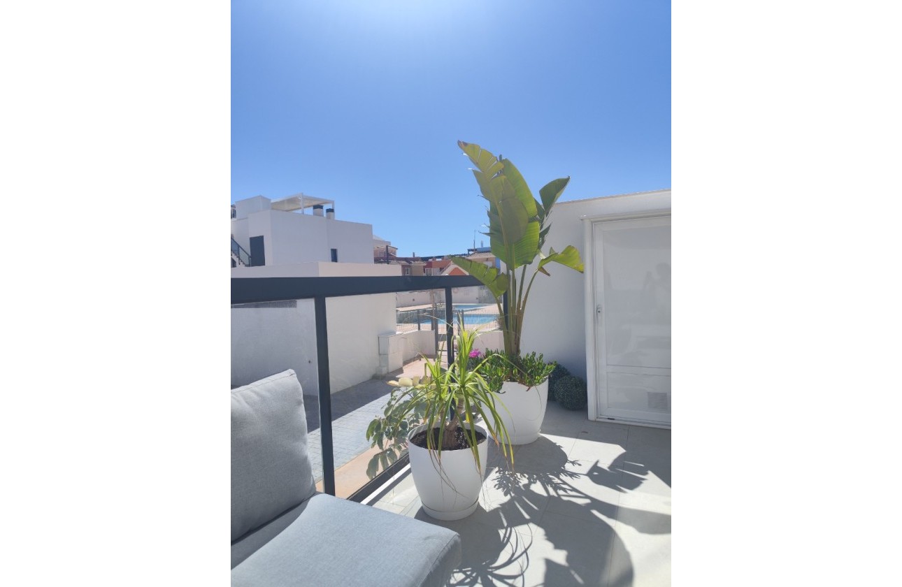 Resale - Apartment / flat - Pilar de la Horadada - El Mojón