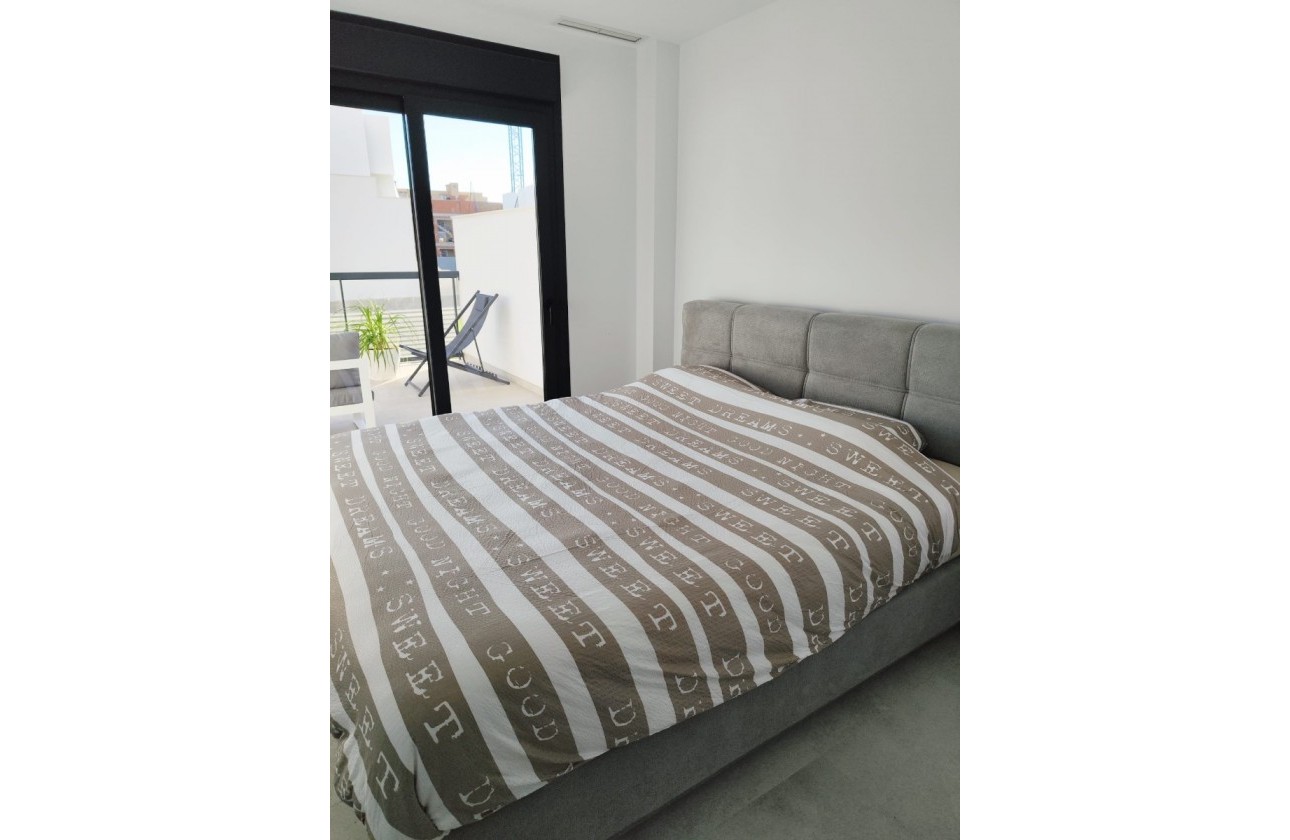 Resale - Apartment / flat - Pilar de la Horadada - El Mojón