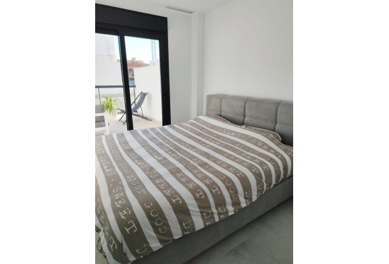 Resale - Apartment / flat - Pilar de la Horadada - El Mojón