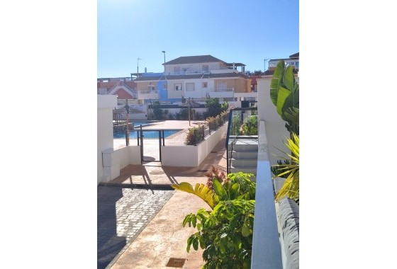 Resale - Apartment / flat - Pilar de la Horadada - El Mojón