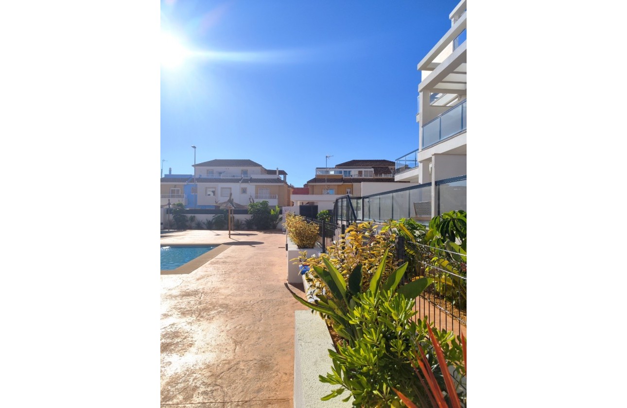 Resale - Apartment / flat - Pilar de la Horadada - El Mojón