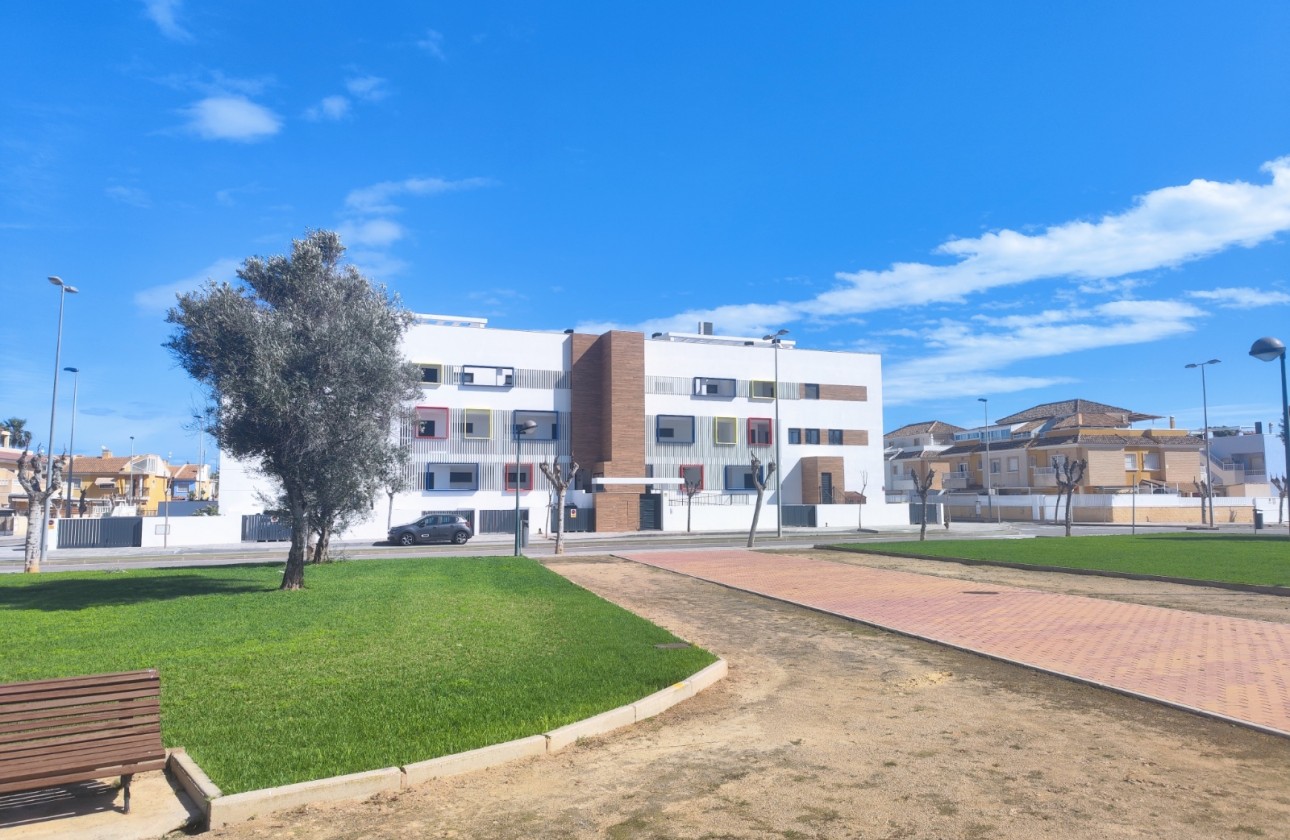 Resale - Apartment / flat - Pilar de la Horadada - El Mojón