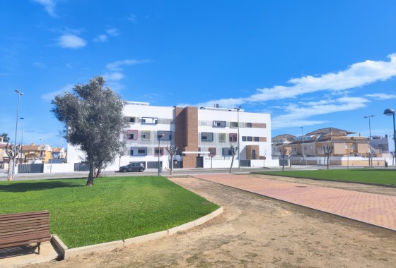 Resale - Apartment / flat - Pilar de la Horadada - El Mojón