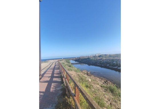 Resale - Apartment / flat - Pilar de la Horadada - El Mojón