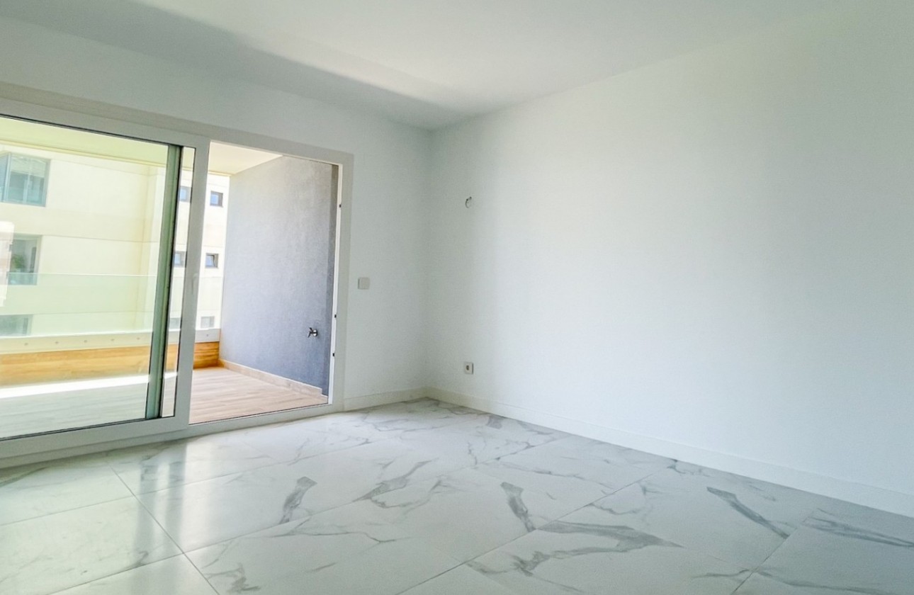 Resale - Apartment / flat - Orihuela Costa - Punta Prima