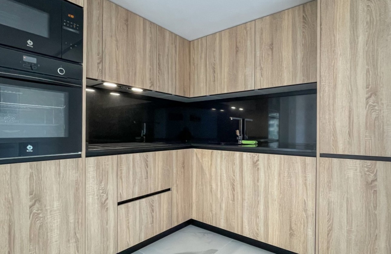 Resale - Apartment / flat - Orihuela Costa - Punta Prima