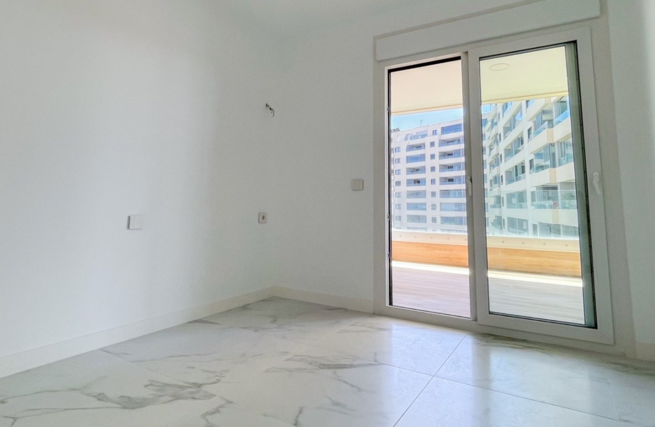 Resale - Apartment / flat - Orihuela Costa - Punta Prima