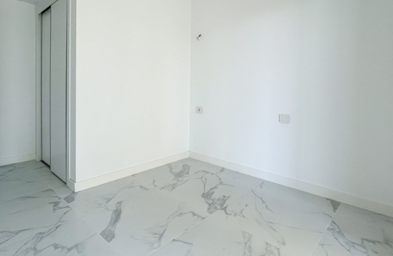 Resale - Apartment / flat - Orihuela Costa - Punta Prima